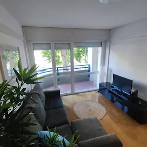 Apartment Aconchegante T3 Em Telheiras, Lisbon